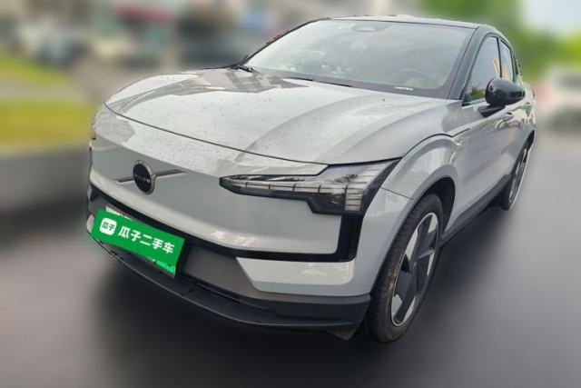 Used Volvo EX30 2025 Rear-Drive Long-Range Plus Model