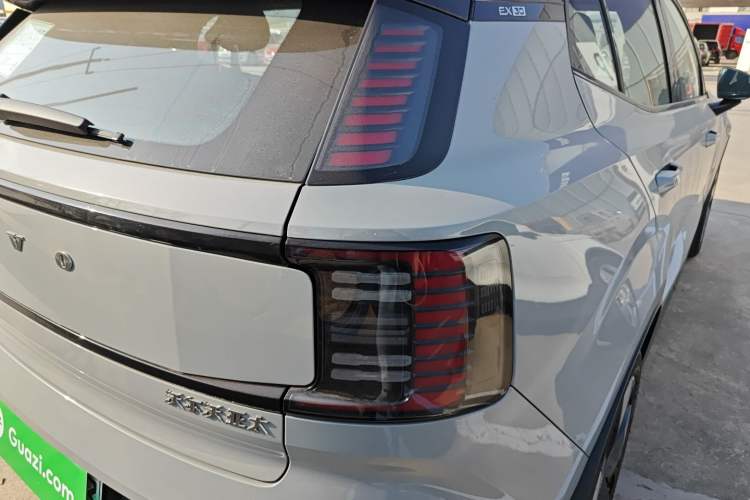 Used Volvo EX30 2025 Rear-Drive Long-Range Version Ultra Exterior 6