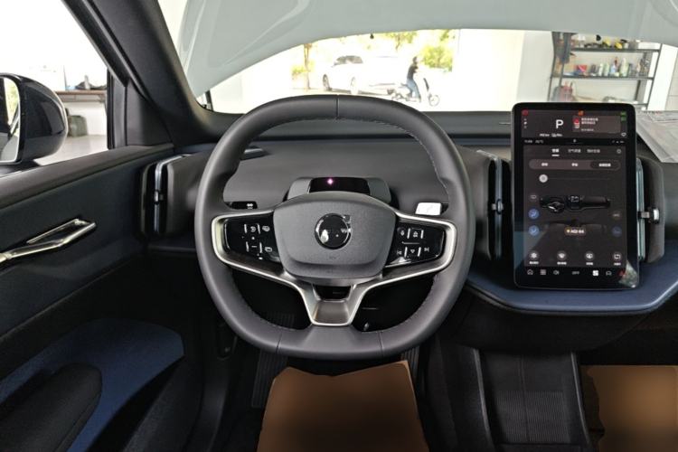 Used Volvo EX30 2025 Rear-Drive Long-Range Plus Model Steering Wheel