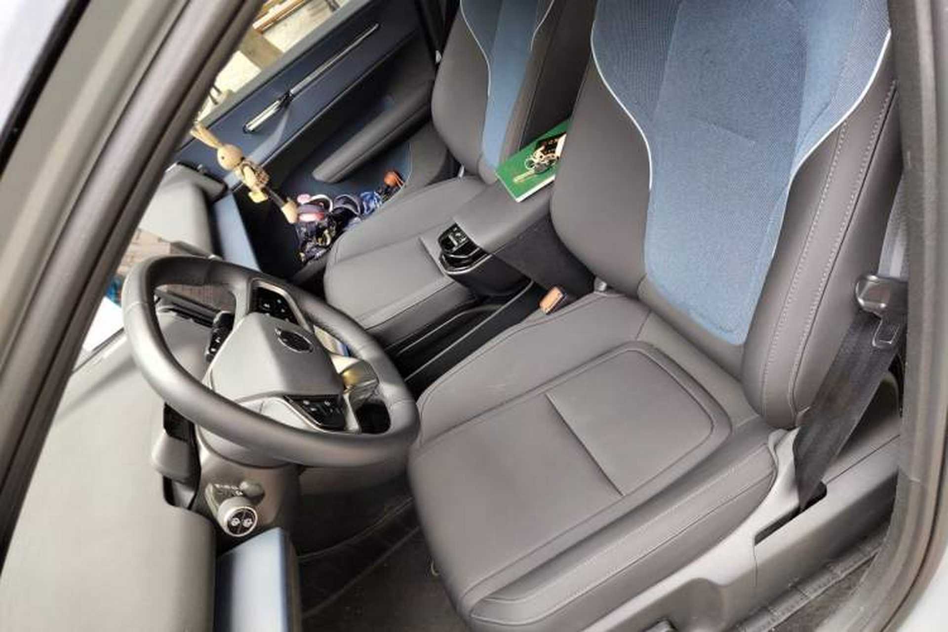 Used Volvo EX30 2025 Rear-Drive Long-Range Plus Model Left Front Seat