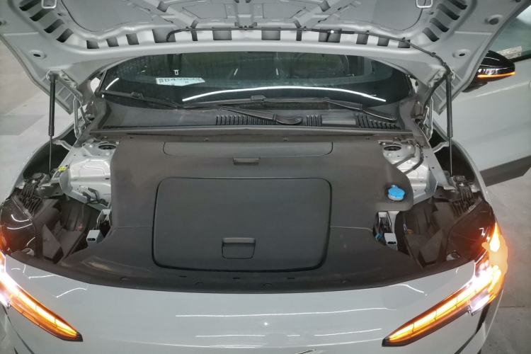 Used Volvo EX30 2025 Rear-Drive Long-Range Version Ultra Engine Bay