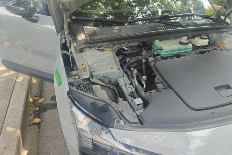 Used Volvo EX30 2025 Rear-Drive Long-Range Version Ultra Engine Bay Right