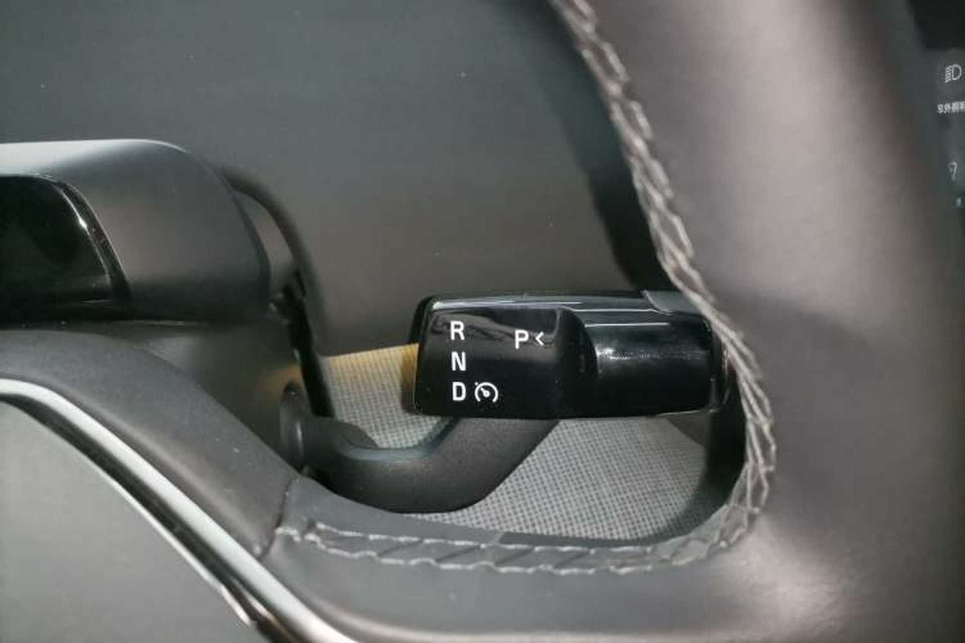 Used Volvo EX30 2025 Rear-Drive Long-Range Version Ultra Gear Lever