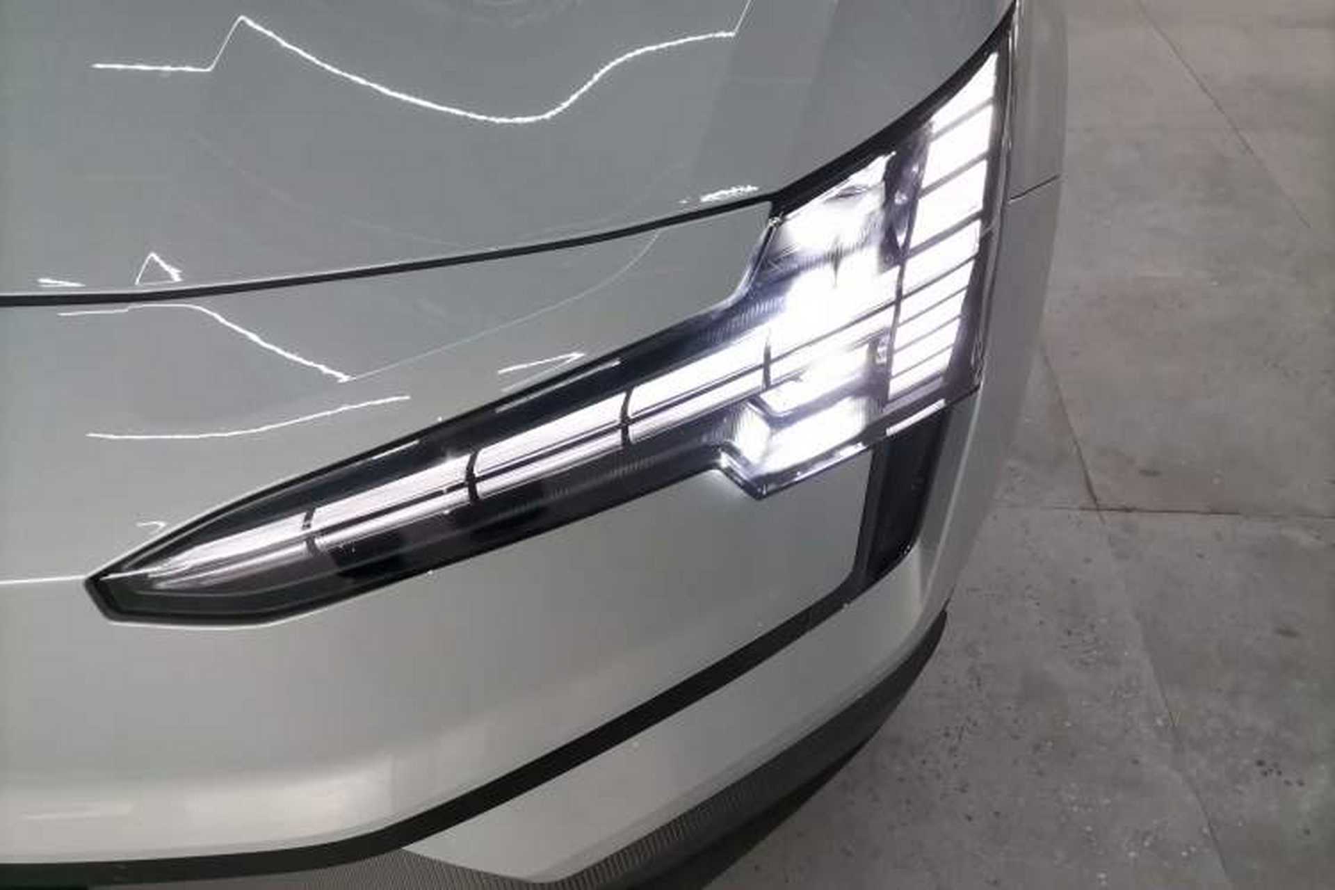 Used Volvo EX30 2025 Rear-Drive Long-Range Version Ultra Left Front Headlight