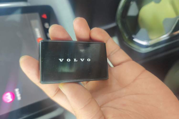 Used Volvo EX30 2025 Rear-Drive Long-Range Version Ultra Vehicle Key