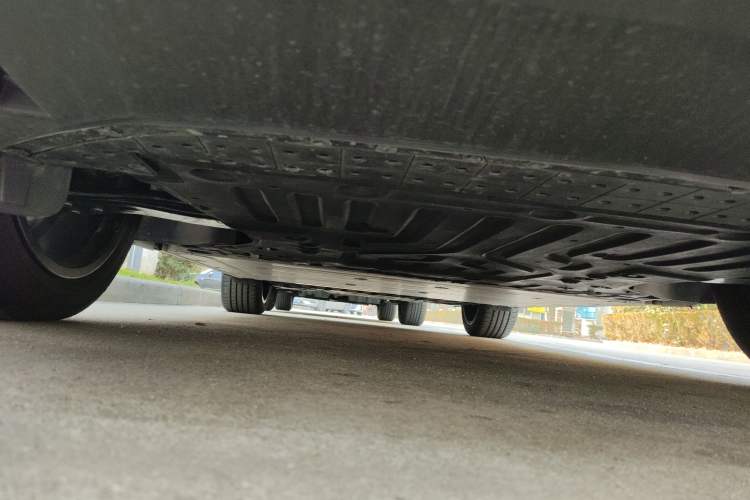 Used Volvo EX30 2025 Rear-Drive Long-Range Plus Model Chassis Front