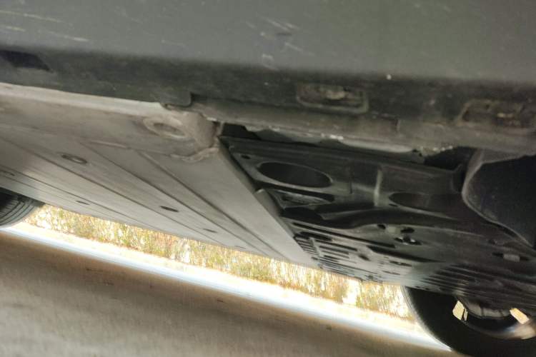 Used Volvo EX30 2025 Rear-Drive Long-Range Plus Model Chassis Front Right