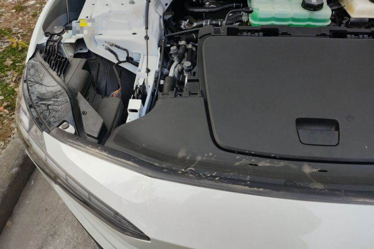 Used Volvo EX30 2025 Rear-Drive Long-Range Plus Model Engine Bay Right