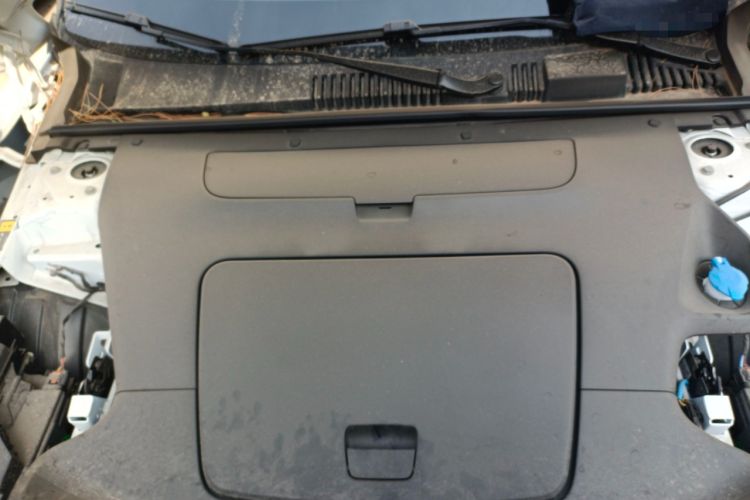 Used Volvo EX30 2025 Rear-Drive Long-Range Plus Model Engine Bay