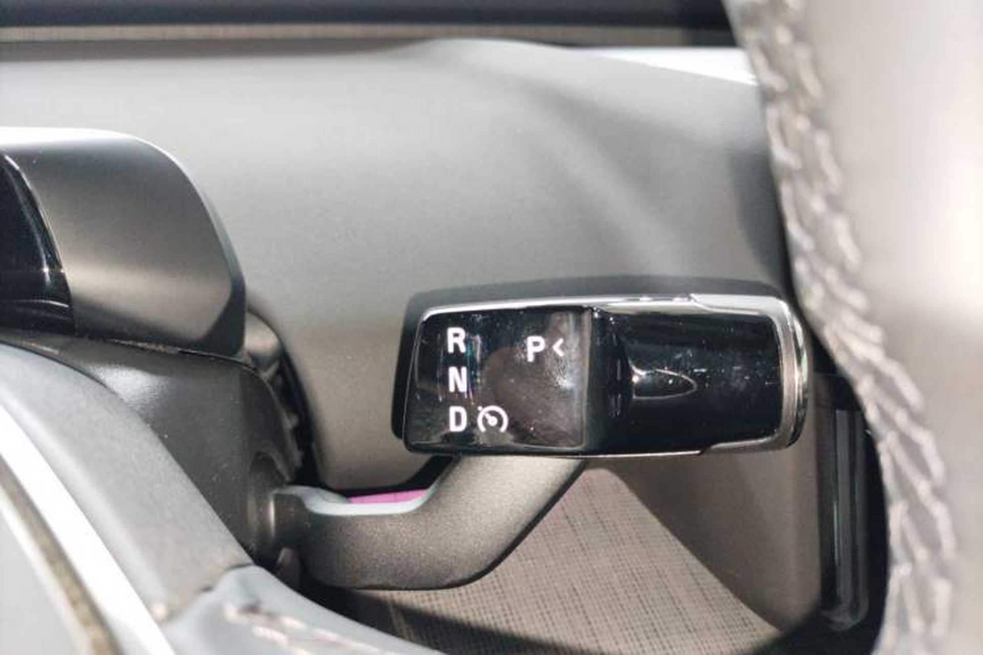 Used Volvo EX30 2025 Rear-Drive Long-Range Plus Model Gear Lever