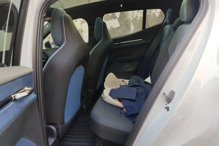 Used Volvo EX30 2025 Rear-Drive Long-Range Plus Model Left Rear Seat