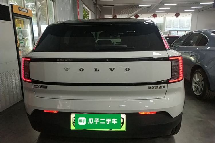 Used Volvo EX30 2025 Rear-Drive Long-Range Version Ultra Rear