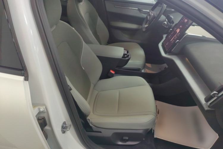 Used Volvo EX30 2025 Rear-Drive Long-Range Plus Model Right Front Seat