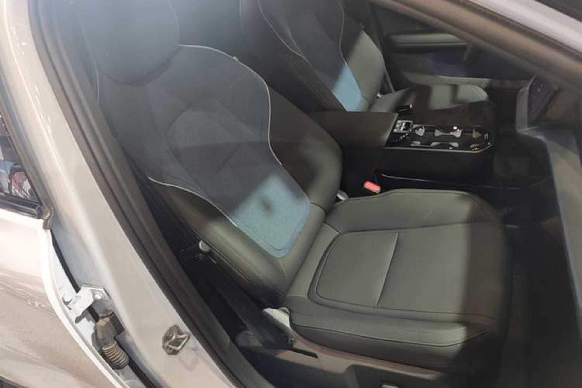 Used Volvo EX30 2025 Rear-Drive Long-Range Version Ultra Right Front Seat