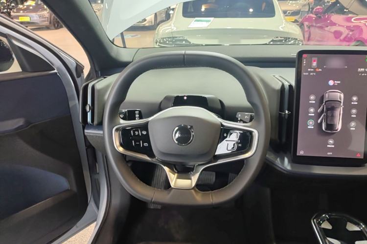 Used Volvo EX30 2025 Rear-Drive Long-Range Version Ultra Steering Wheel
