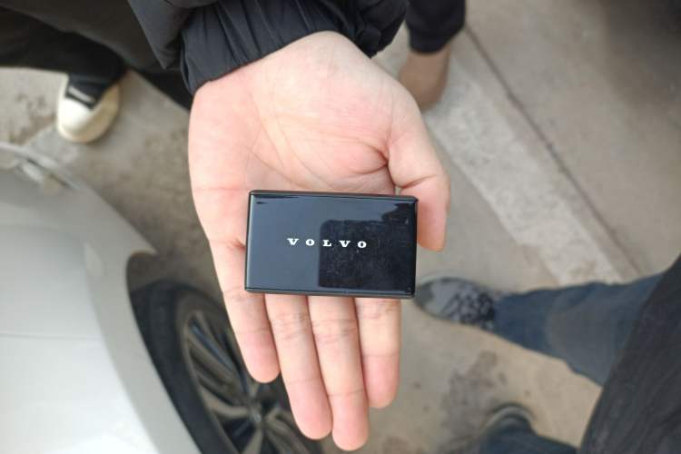 Used Volvo EX30 2025 Rear-Drive Long-Range Plus Model Vehicle Key