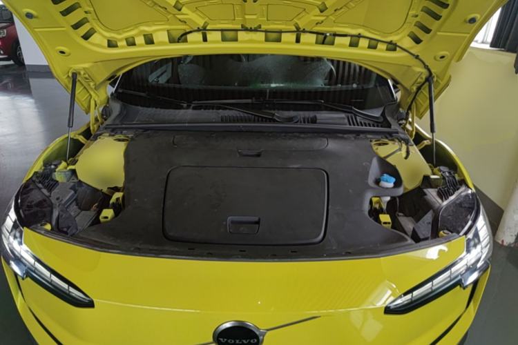 Used Volvo EX30 2025 Rear-Drive Long-Range Version Ultra Engine Bay