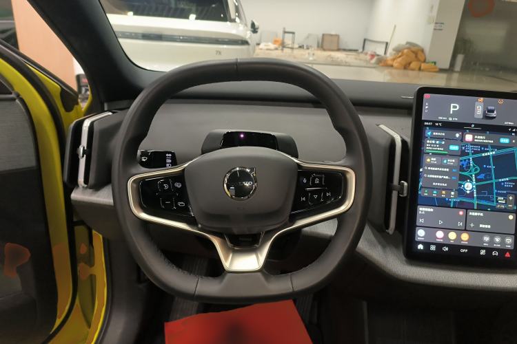 Used Volvo EX30 2025 Rear-Drive Long-Range Version Ultra Steering Wheel