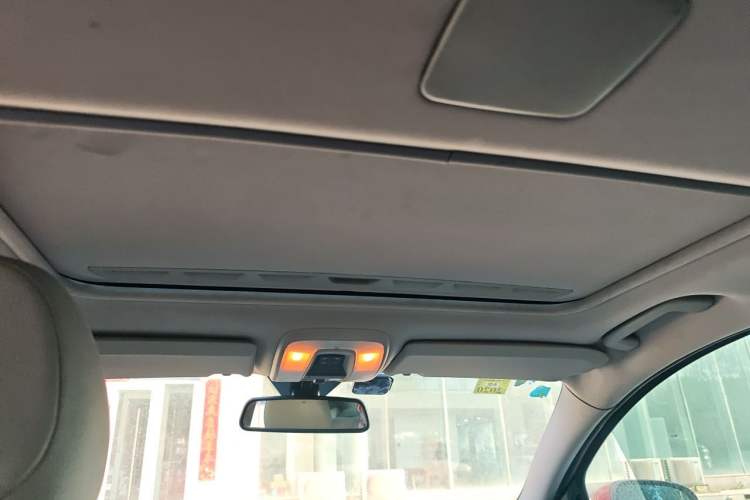 Used Volvo S40 2006 2.4i Headliner