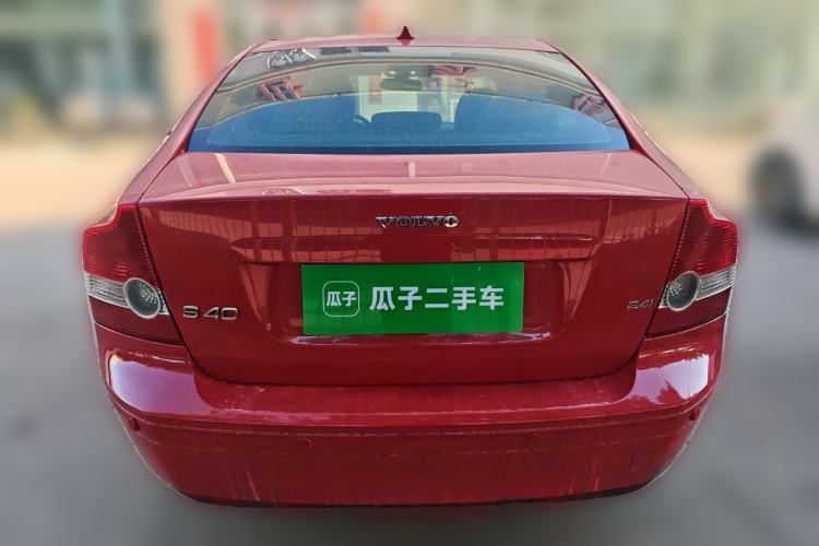 Used Volvo S40 2006 2.4i Rear