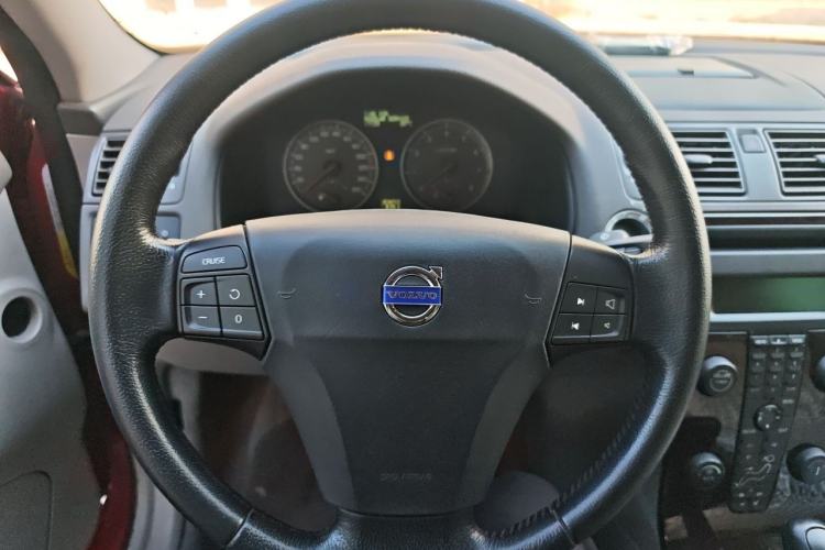 Used Volvo S40 2006 2.4i Steering Wheel