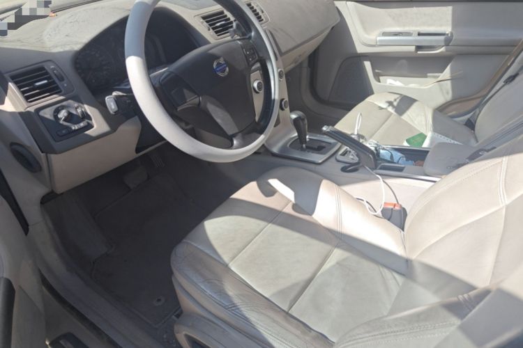 Used Volvo S40 2006 2.4i Driver Seat