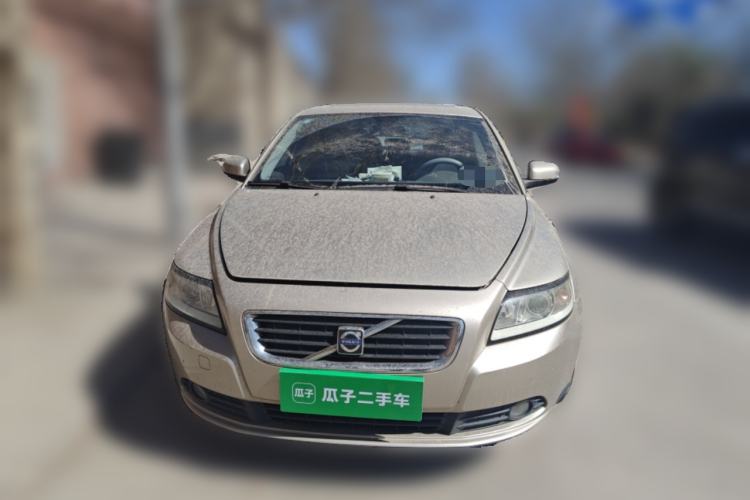 Used Volvo S40 2006 2.4i Front
