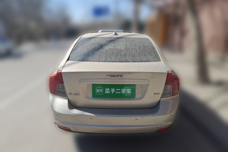 Used Volvo S40 2006 2.4i Rear
