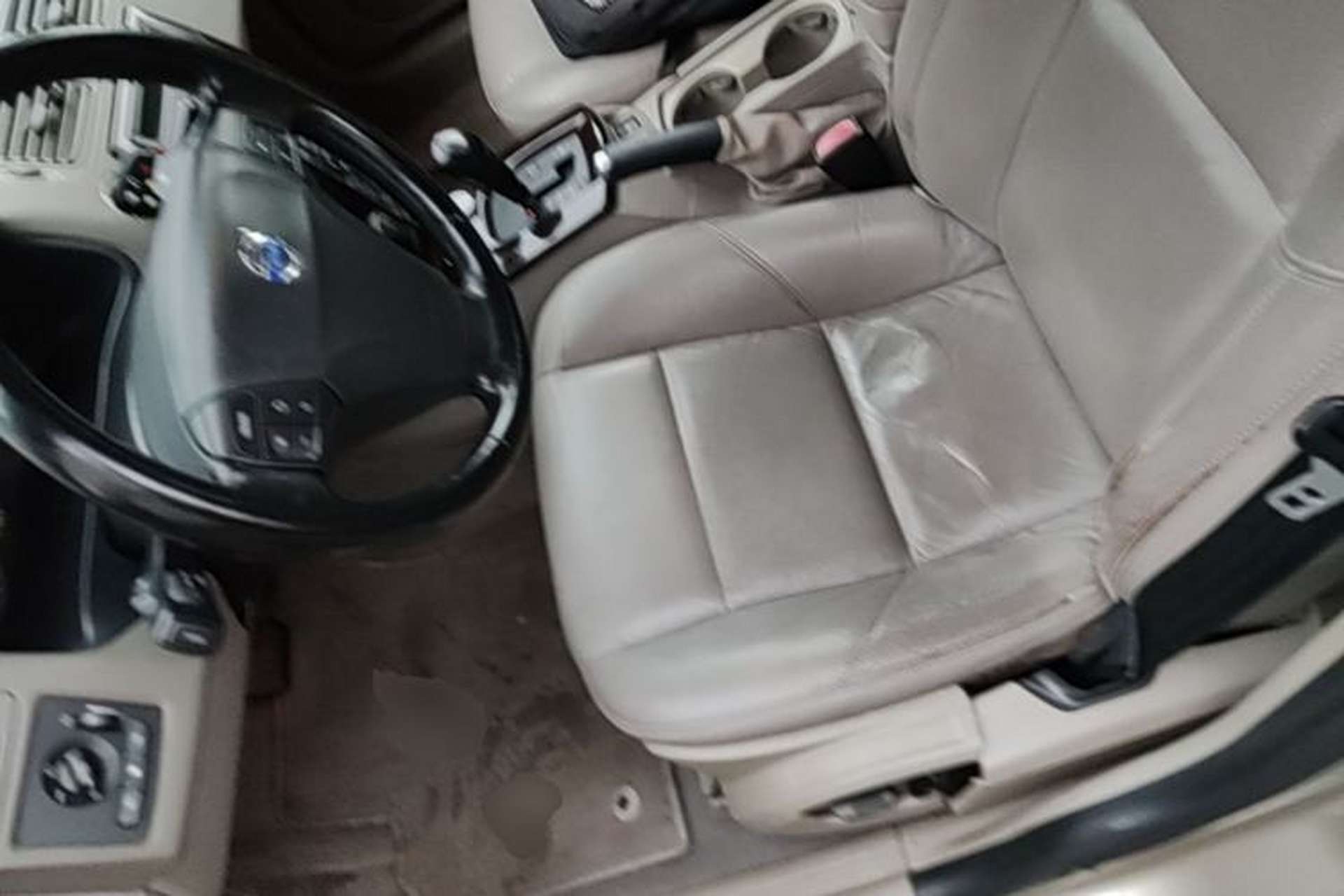 Used Volvo S40 2006 2.4i Left Front Seat