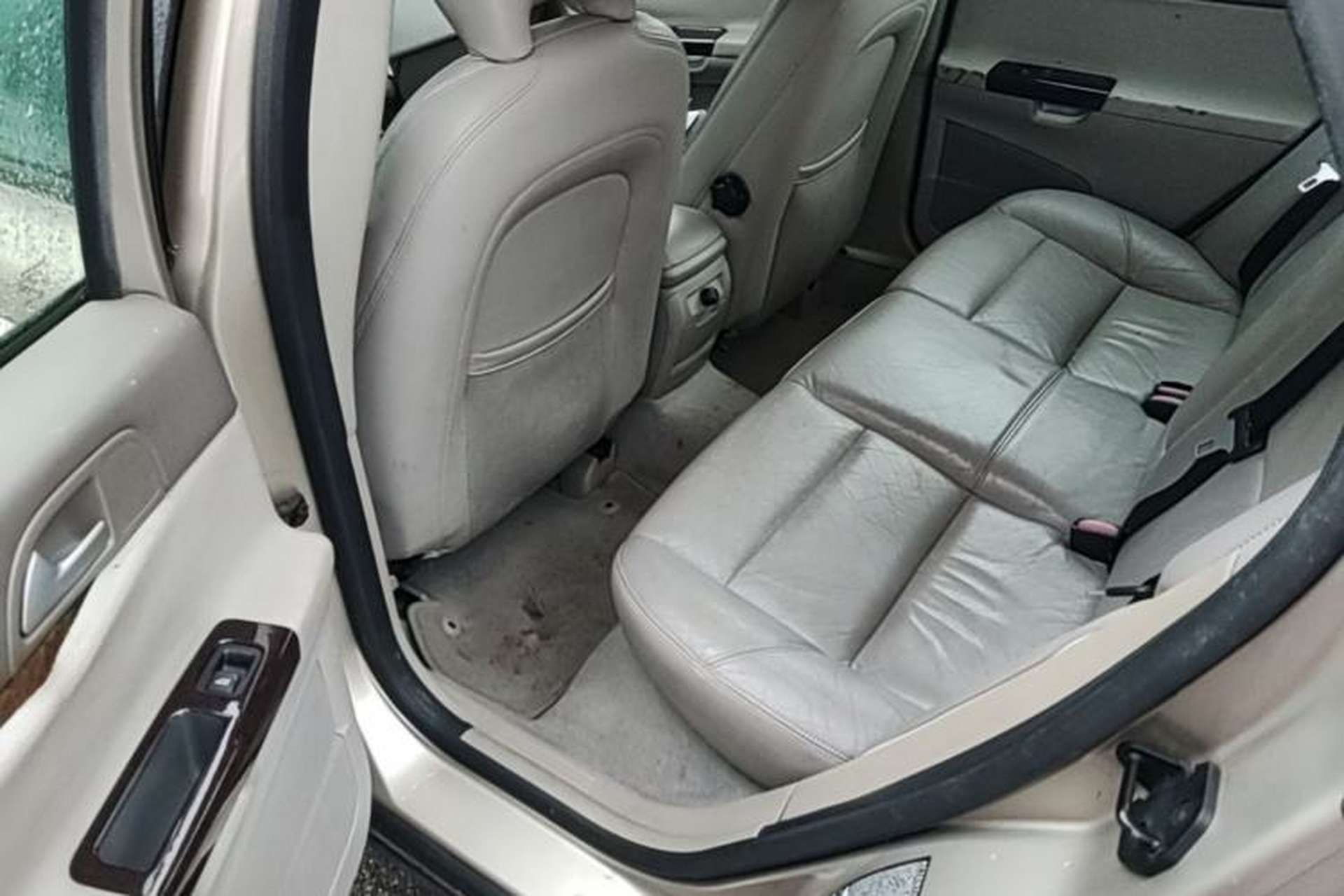 Used Volvo S40 2006 2.4i Left Rear Seat