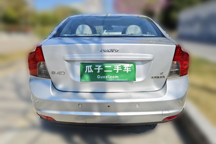 Used Volvo S40 2008 2.4i R-Design Rear