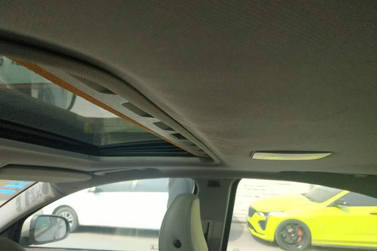 Used Volvo S40 2009 2.0L Automatic Zhiya Edition Headliner