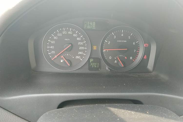 Used Volvo S40 2009 2.0L Automatic Zhiya Edition Instrument Cluster
