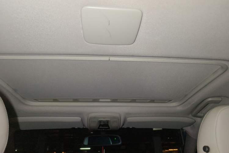 Used Volvo S40 2009 2.0L Automatic ZhiShang Edition Headliner