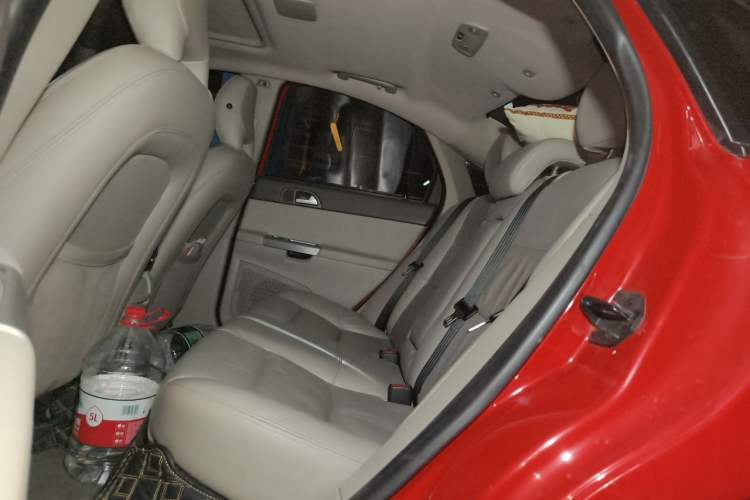 Used Volvo S40 2009 2.0L Automatic ZhiShang Edition Left Rear Seat