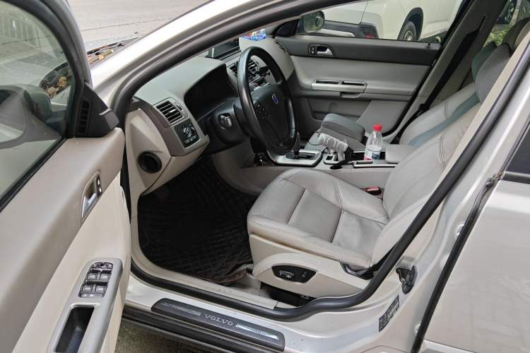 Used Volvo S40 2009 2.0L Automatic Zhiya Edition Driver Seat