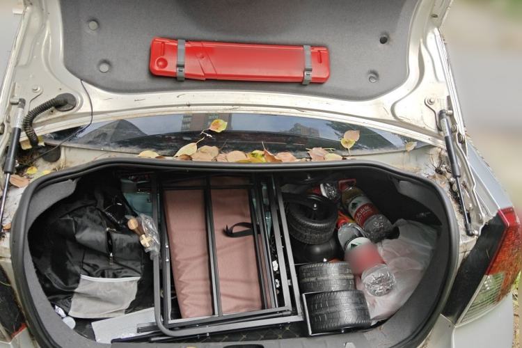 Used Volvo S40 2009 2.0L Automatic Zhiya Edition Trunk