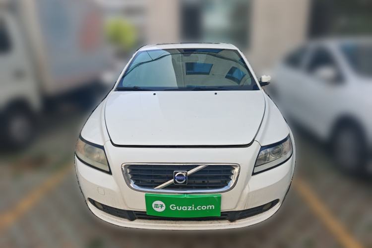Used Volvo S40 2009 2.0L Automatic ZhiShang Edition Front