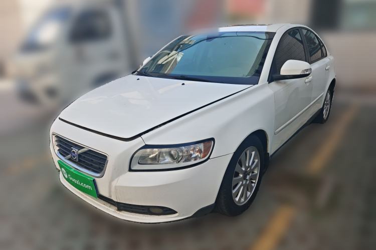 Used Volvo S40 2009 2.0L Automatic ZhiShang Edition Guazi used car, China used car export, Used car for sale, Used  cars, Cheapest cars for sale