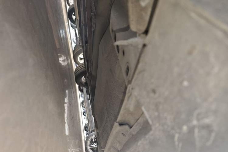 Used Volvo S40  Chassis Front Left