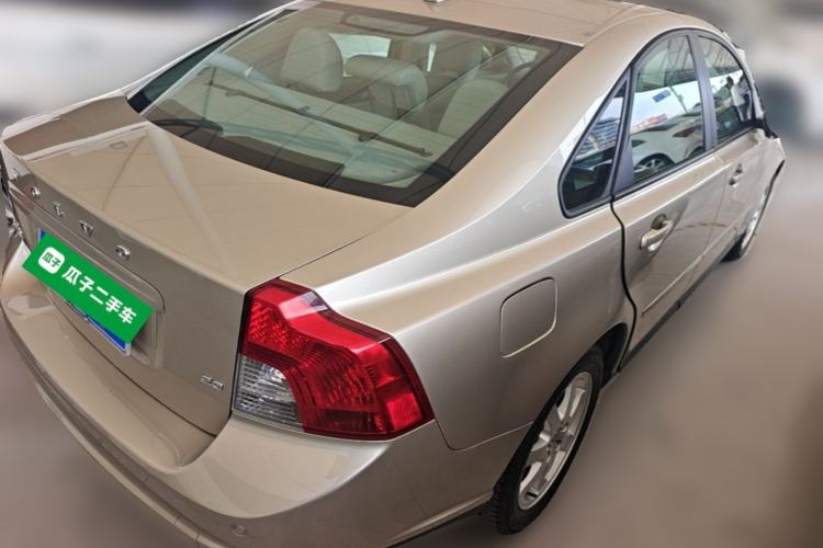 Used Volvo S40  Rear Right 45 Deg