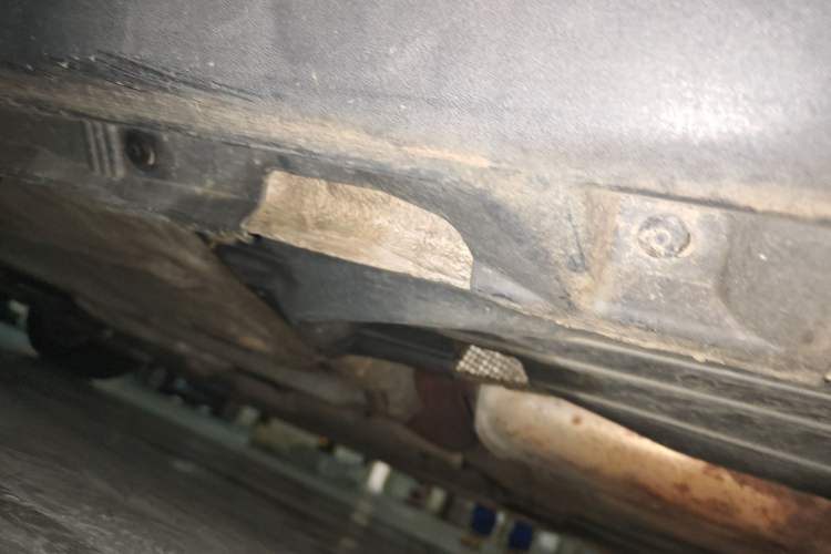 Used Volvo S40 2010 2.0L Automatic ZhiShang Edition Chassis Rear Left
