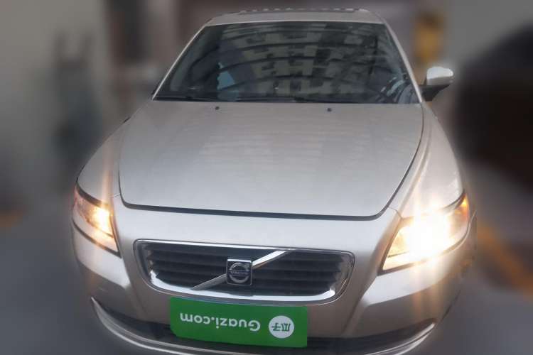 Used Volvo S40 2010 2.0L Automatic Zhiya Edition Front