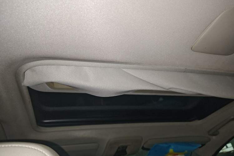 Used Volvo S40 2010 2.0L Automatic ZhiShang Edition Headliner