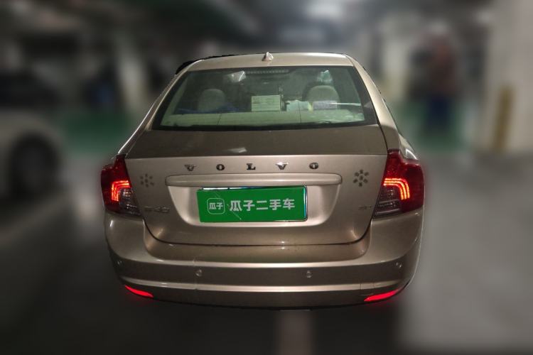 Used Volvo S40 2010 2.0L Automatic ZhiShang Edition Rear
