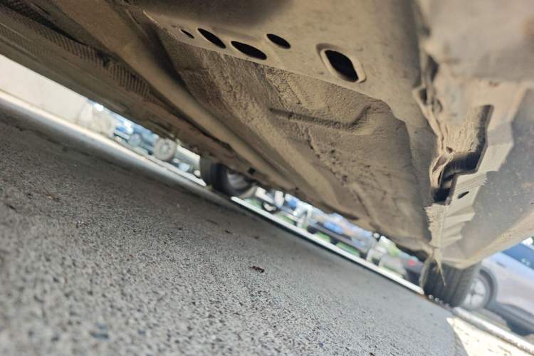 Used Volvo S40 2010 2.0L Automatic ZhiShang Edition Chassis Front Left