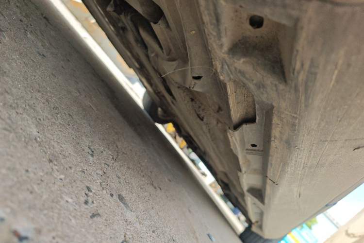 Used Volvo S40 2010 2.0L Automatic ZhiShang Edition Chassis Rear Right