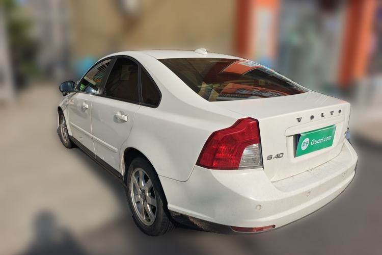 Used Volvo S40 2010 2.0L Automatic ZhiShang Edition Rear Left 45 Deg