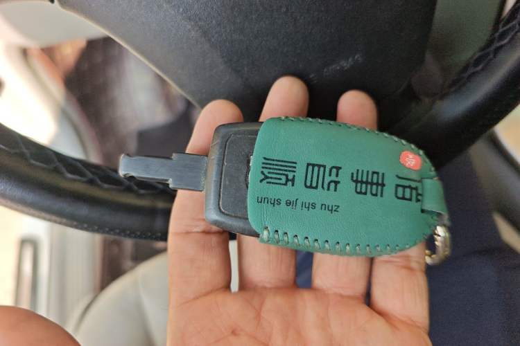 Used Volvo S40 2010 2.0L Automatic ZhiShang Edition Vehicle Key