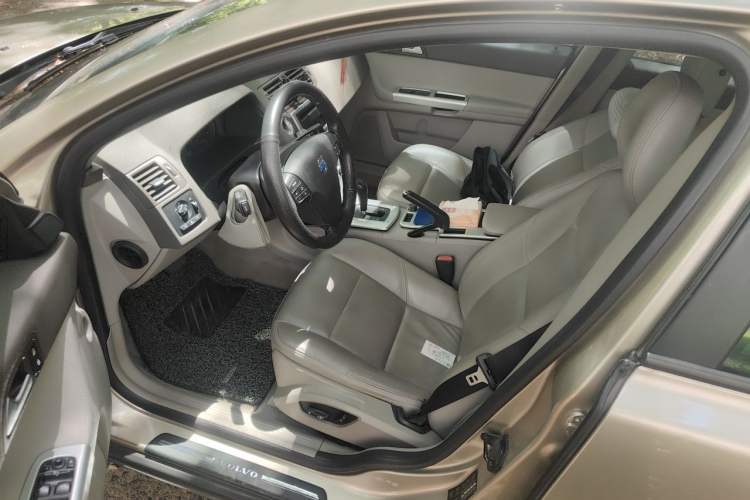 Used Volvo S40 2011 2.0L Automatic Zhiya Edition Driver Seat